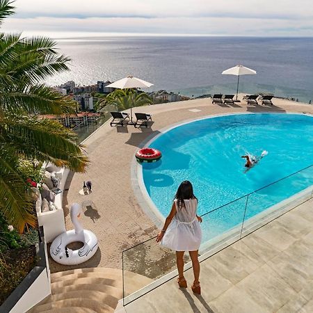Sky Villa By An Island Apart Funchal  Eksteriør billede